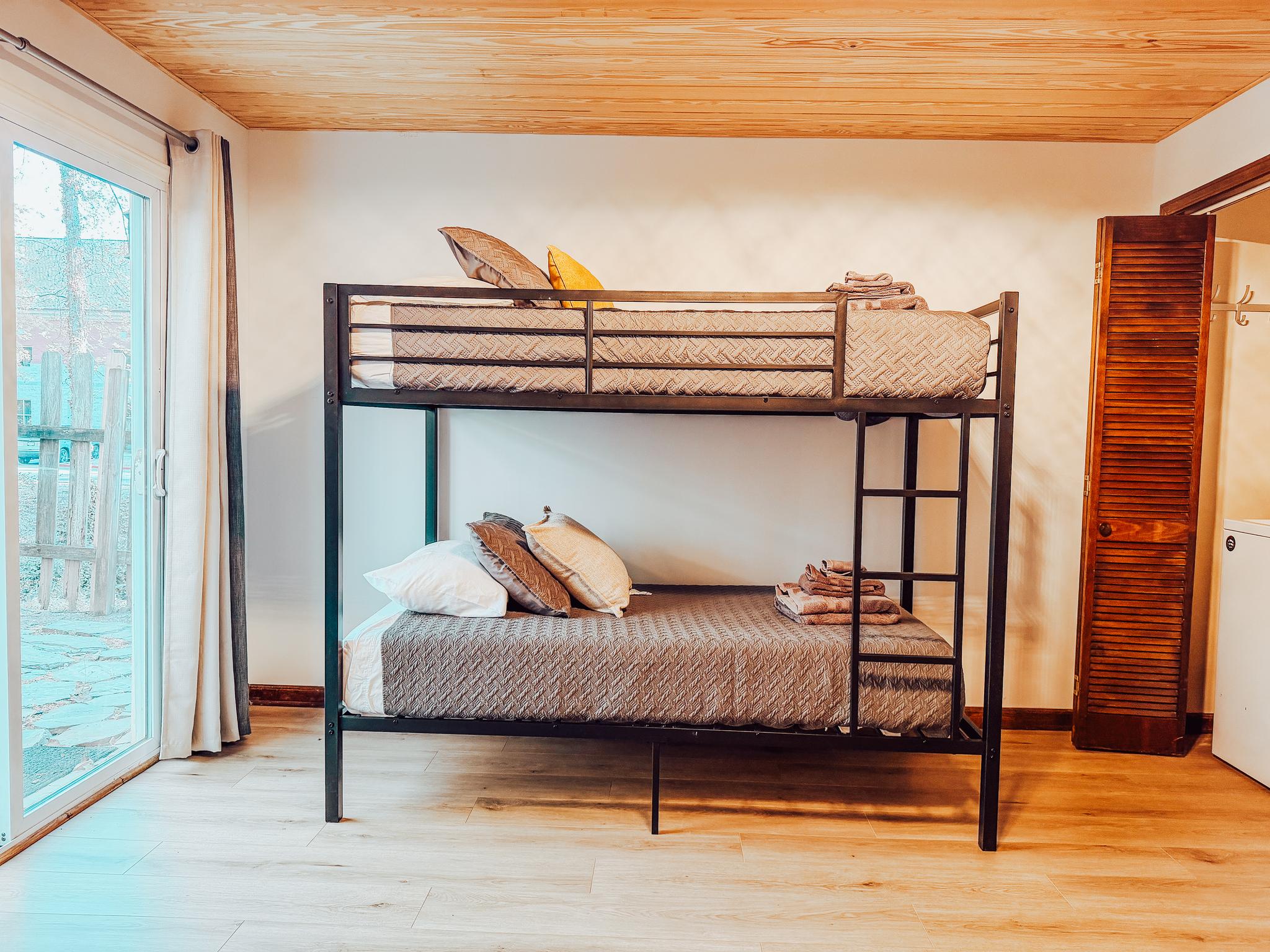 Less than 2 miles to Death Valley!2