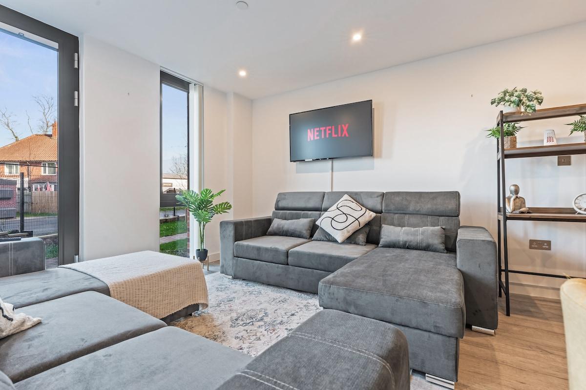 Stylish Spacious Flat for 8 Near York Centre2