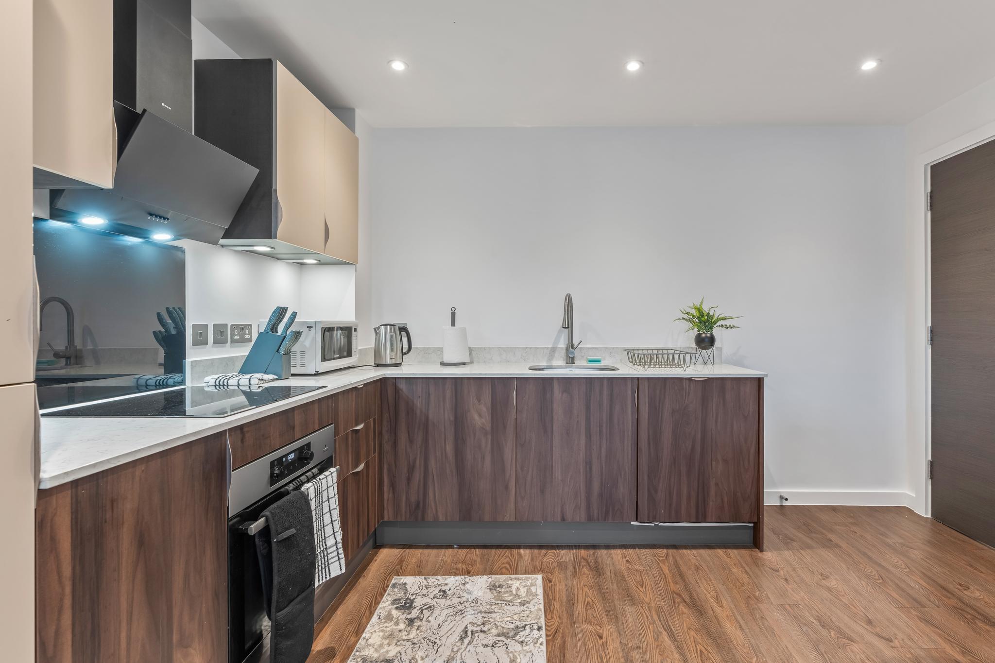 York - Central - Balcony - Sleeps 62