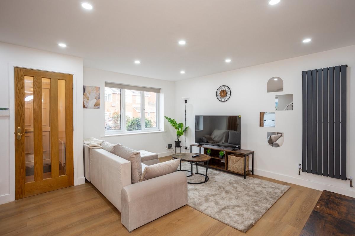 contractors|Insurance|Family Stay