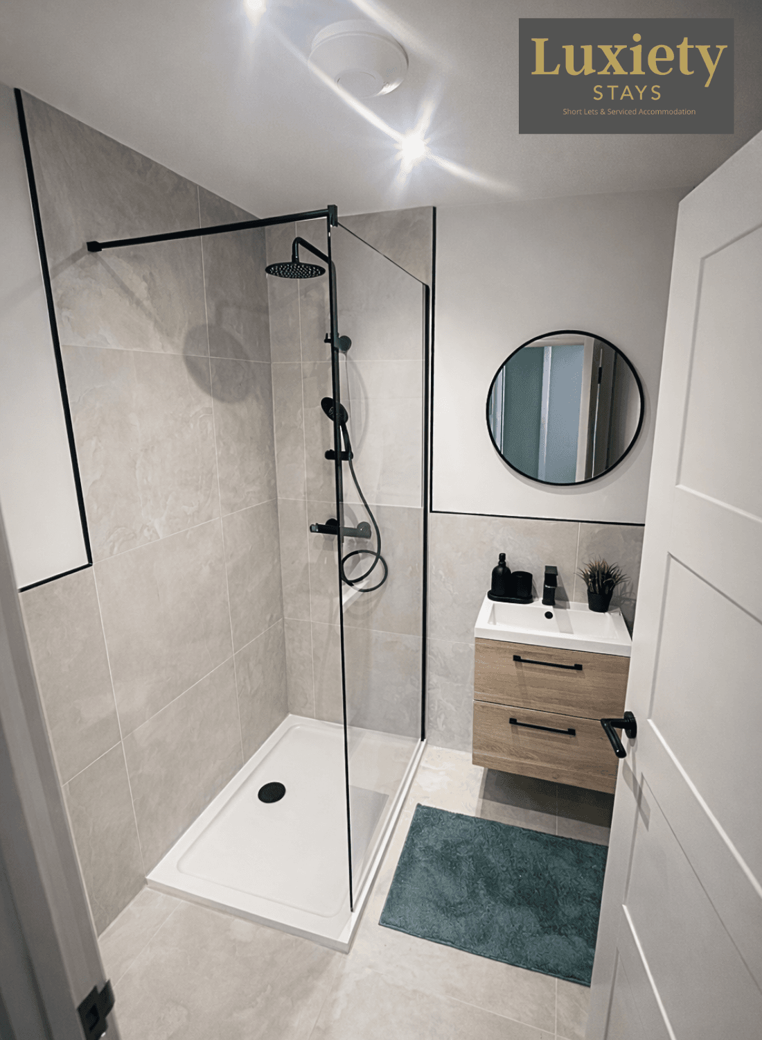 New! Chic & Modern 1BR City Centre by Luxiety Stay4