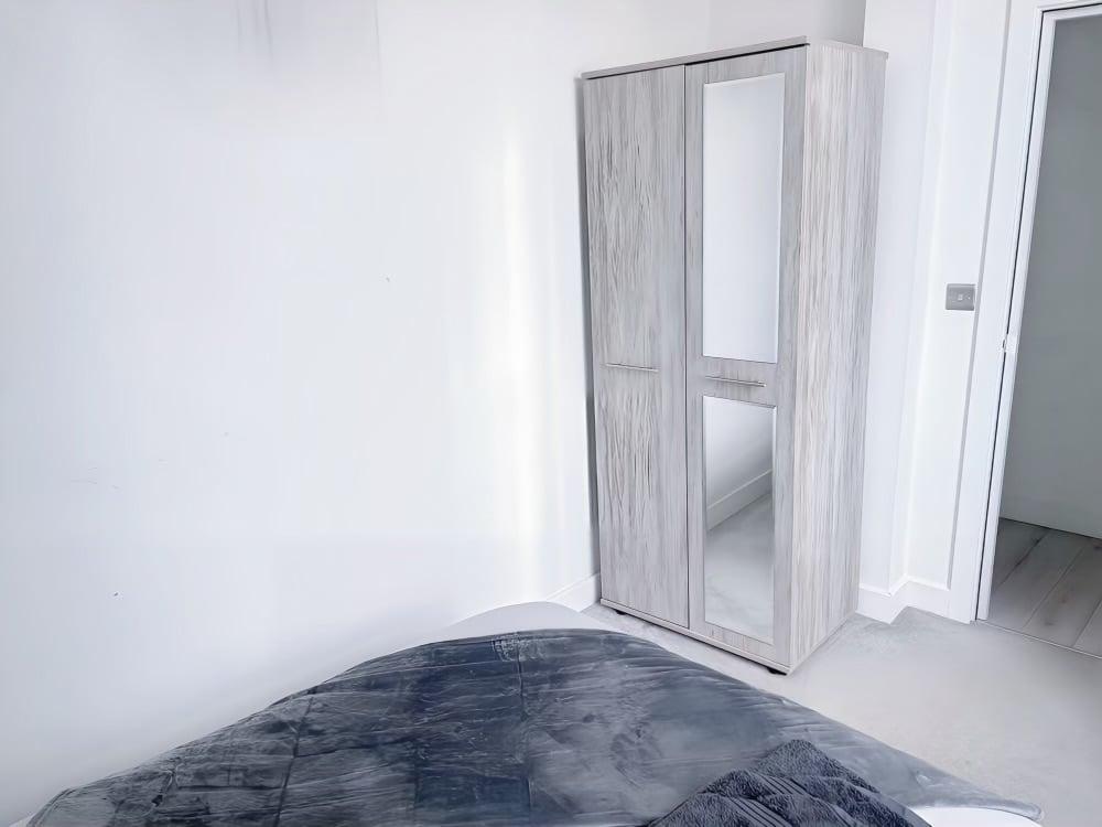 Hull | 2 Bed | New Listing | 365 short lets6