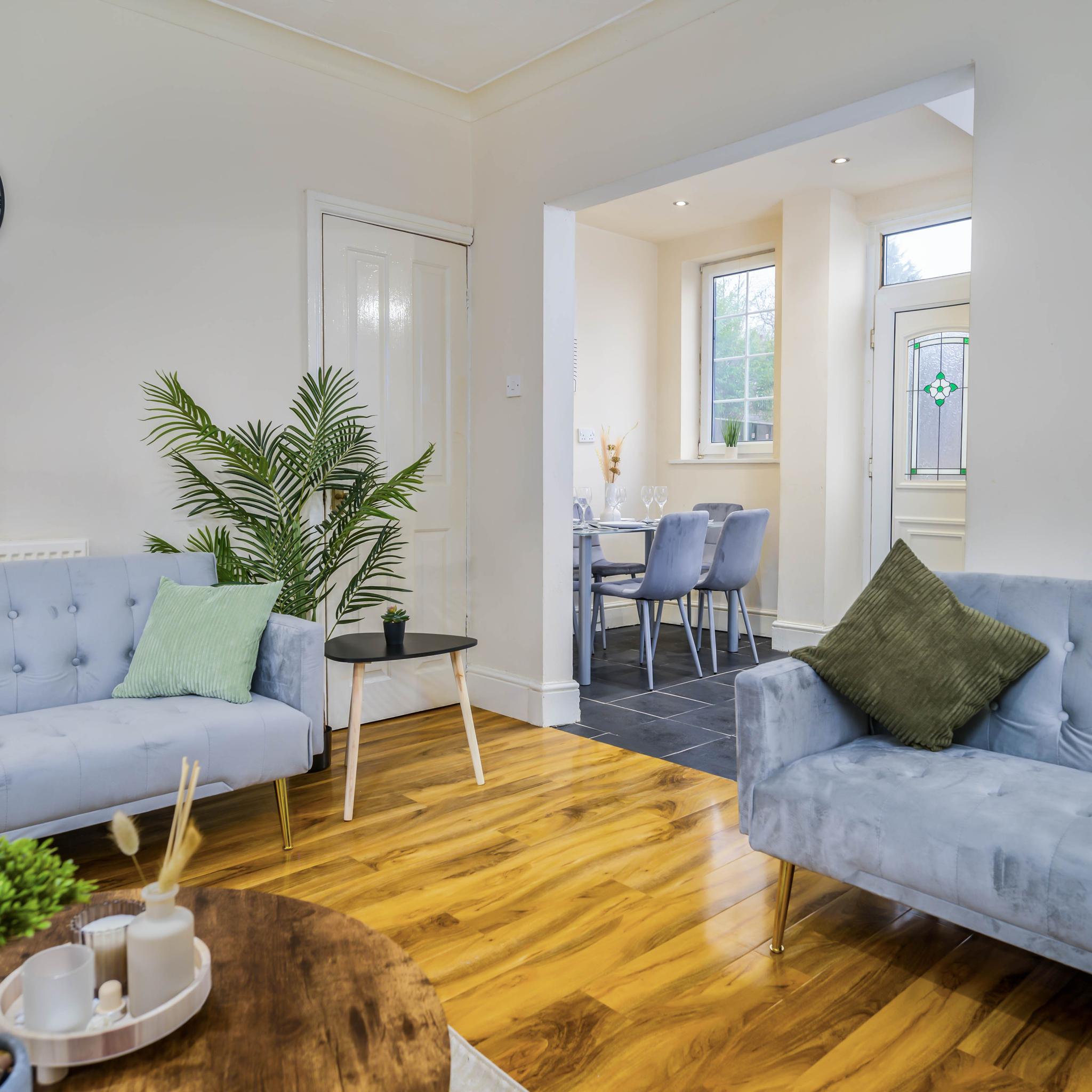 3 BDR | Early Booking Discount | Contractors1