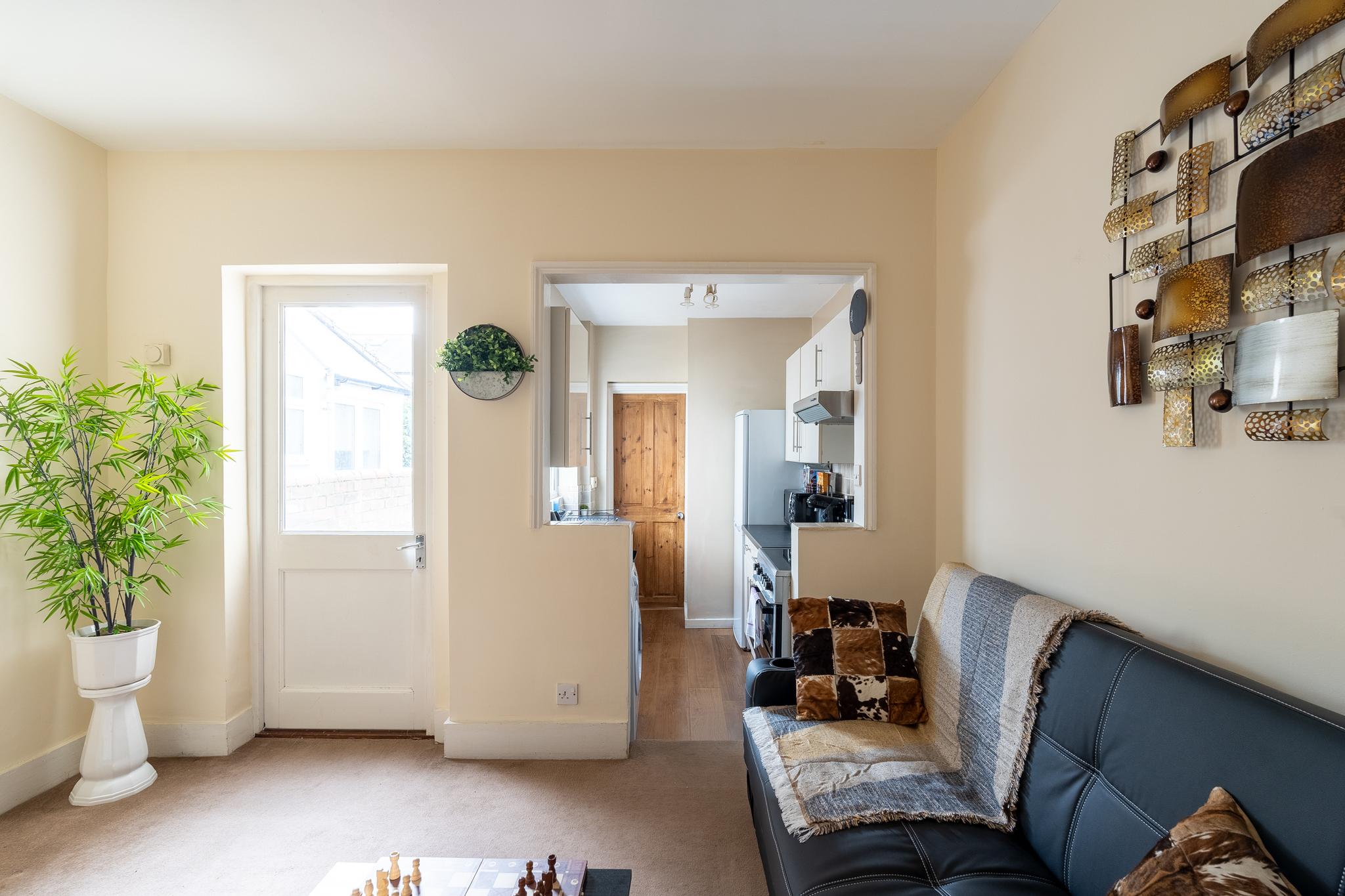 Reading | 3 Bedrooms | Relocation | Long Stays