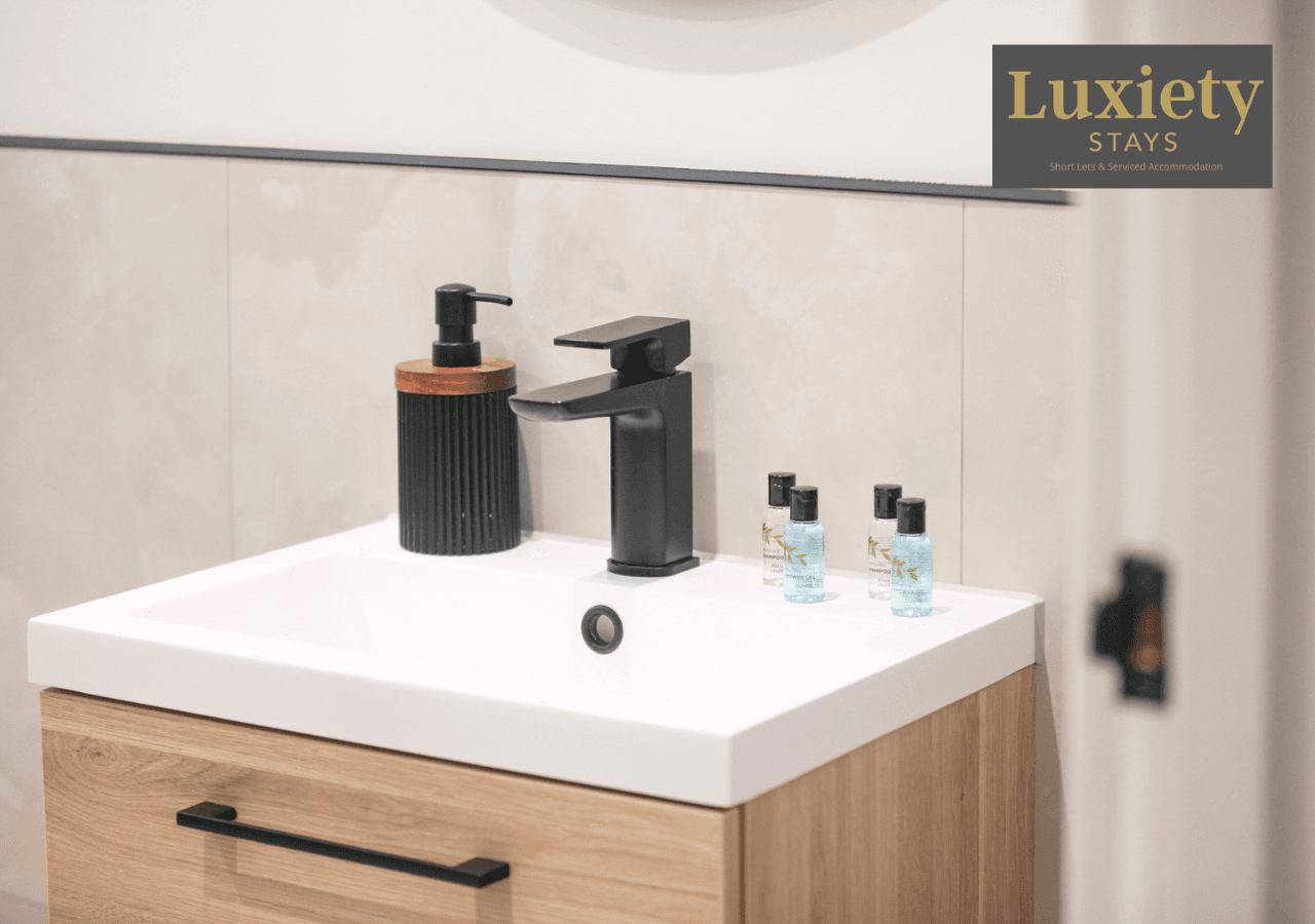 New! Chic & Modern 1BR City Centre by Luxiety Stay5