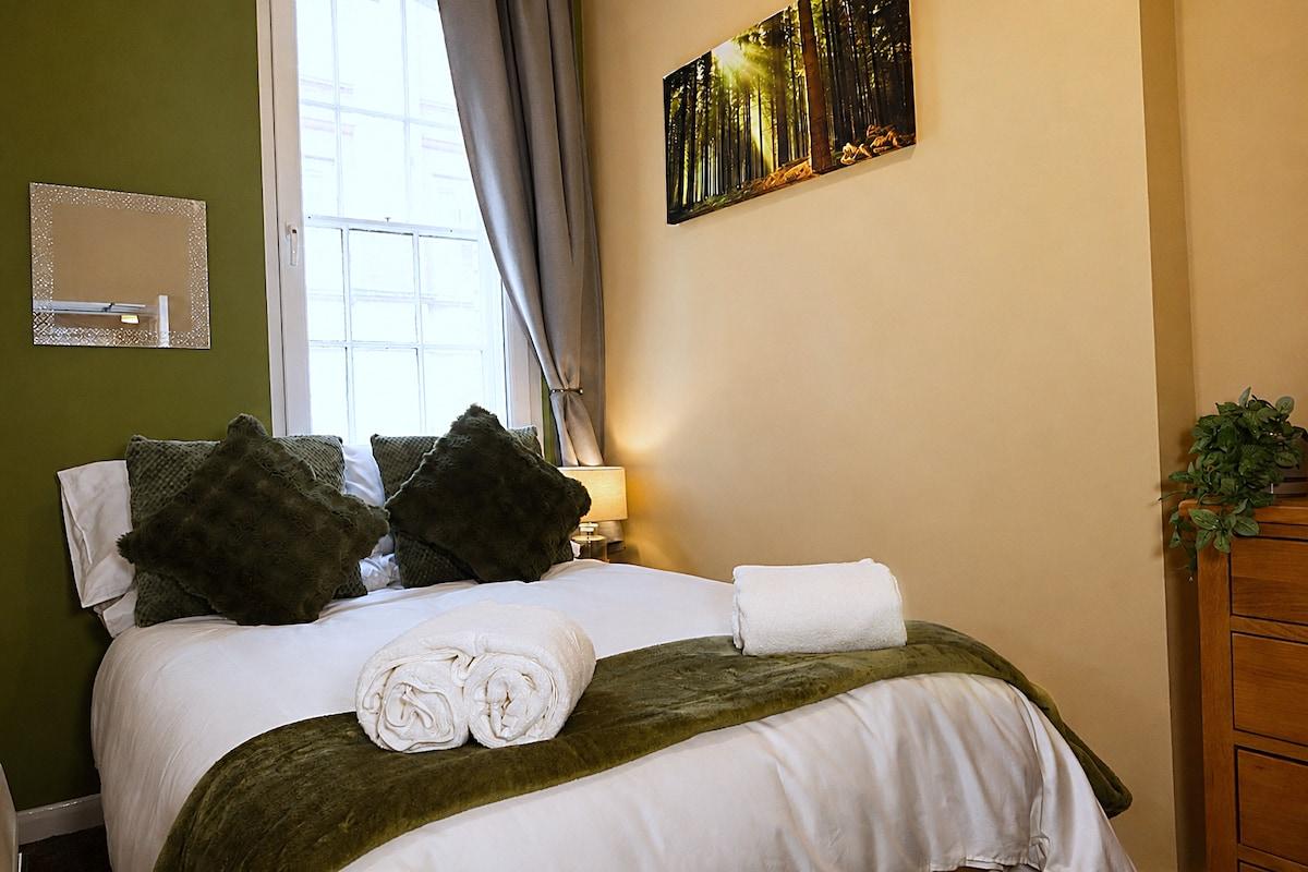 2 Bedroom Apartment in Friar House3