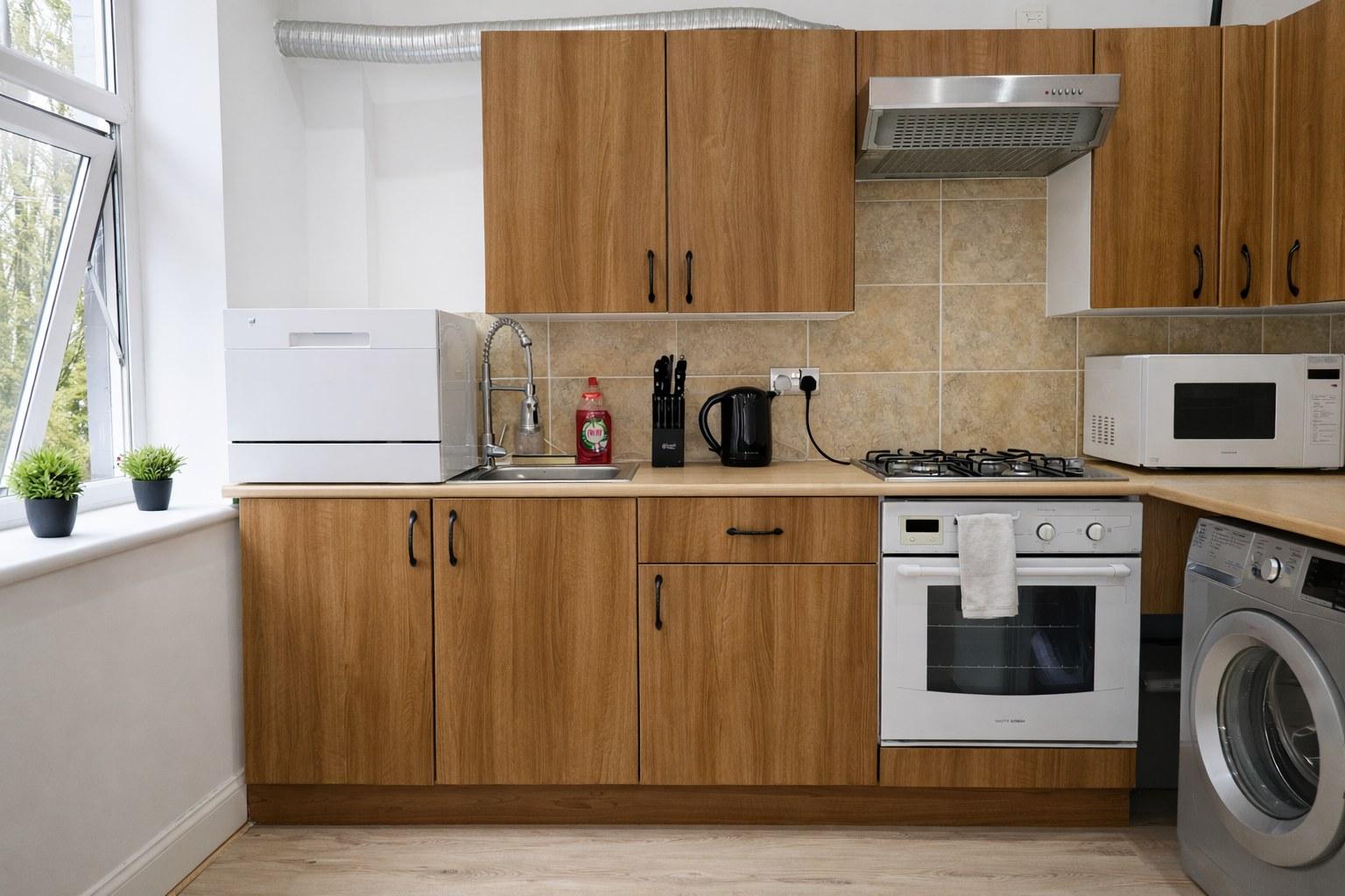 Botanic Apartment with Parking & Park Views, Quiet3