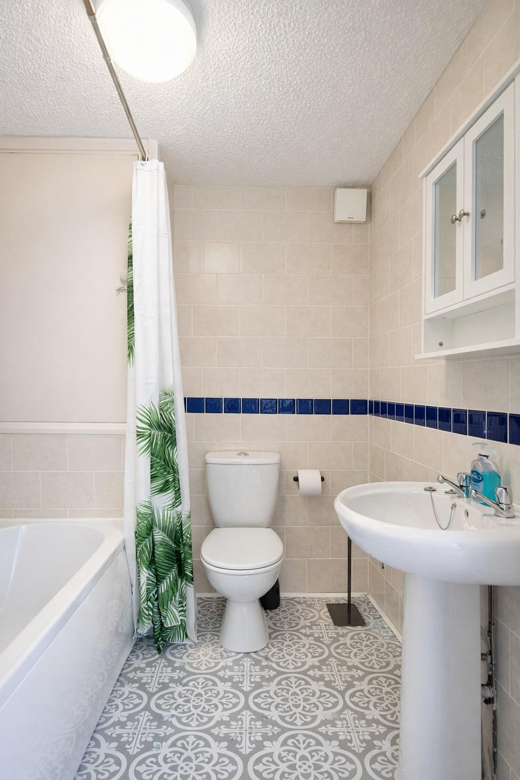 Botanic Apartment with Parking & Park Views, Quiet5