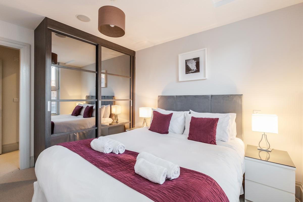 Modern 2 bed serviced apartments in West London2