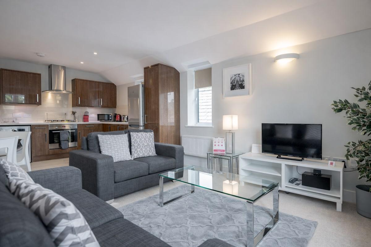 Stunning 2 Bedroom Serviced Apartments in Surbiton2