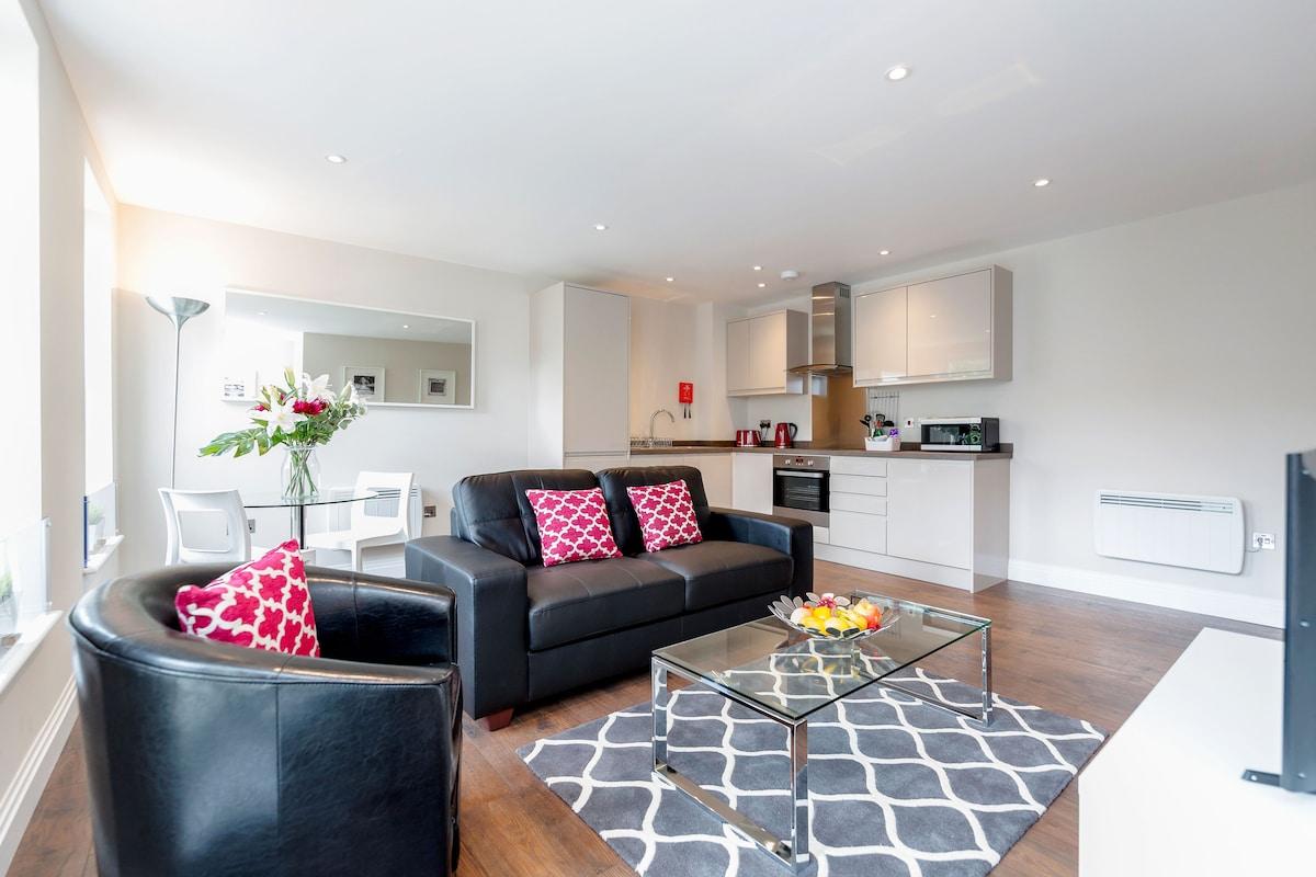 Great 1-2 Bedroom Serviced Apartment in Reigate2