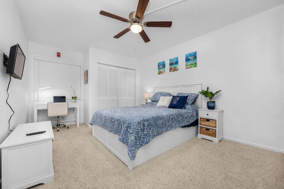 Cozy Coastal Retreat | Near Beach & Nature Trails5