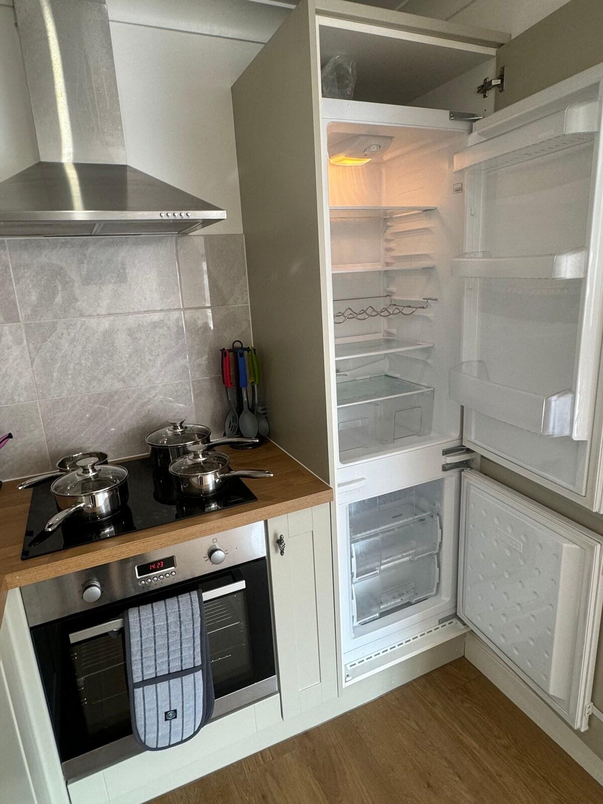 Hounslow Stay: 2 bed, parking6
