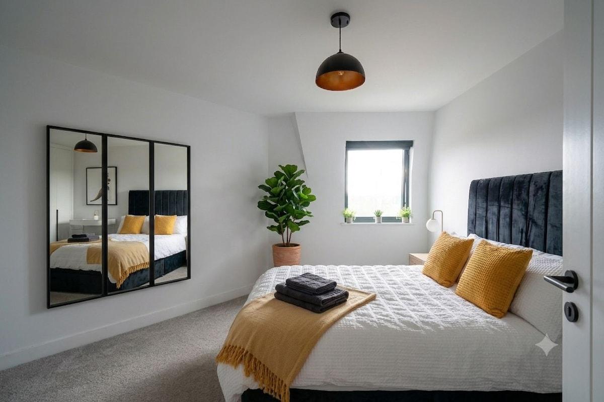 Stylish 2 Bed Apartment in Watford with Balcony2
