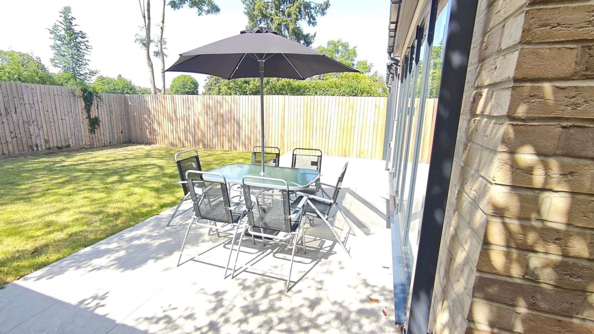 Luxaura Homes | 5-Bed Detached House | Maidenhead