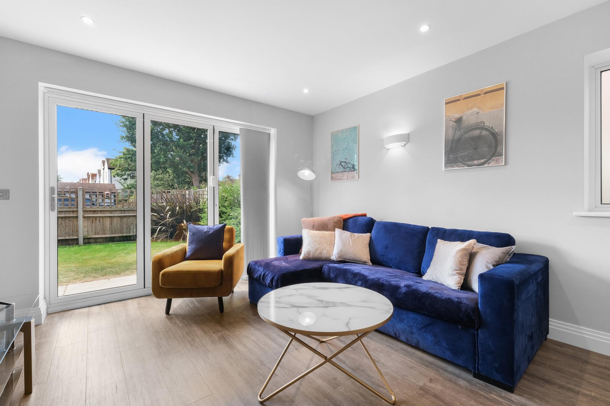 The Isleworth Garden Apartment | 3-Bed with Gated3