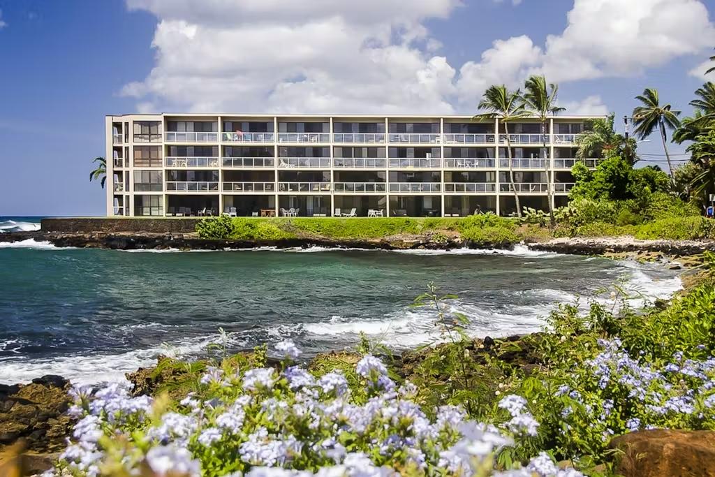 One Bedroom Condo in Kuhio Shores