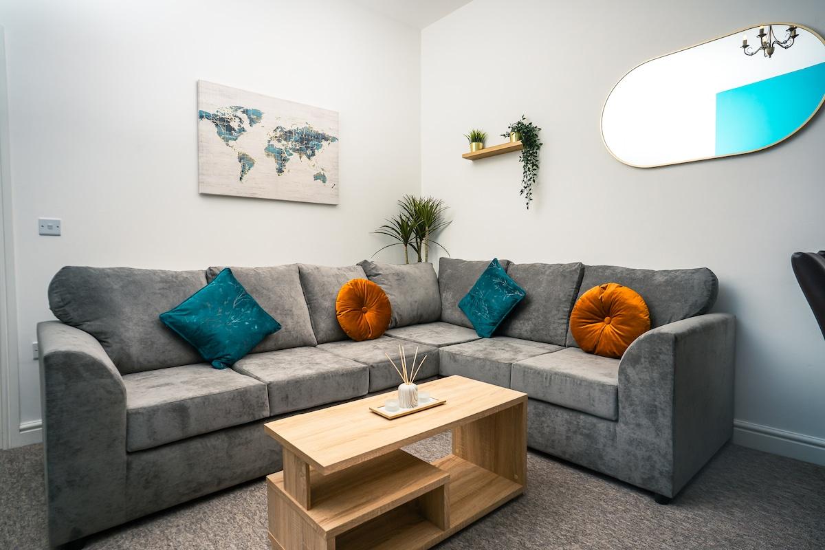 4BR Yeovil Stay| Sleeps 8 | Work & Family Friendly
