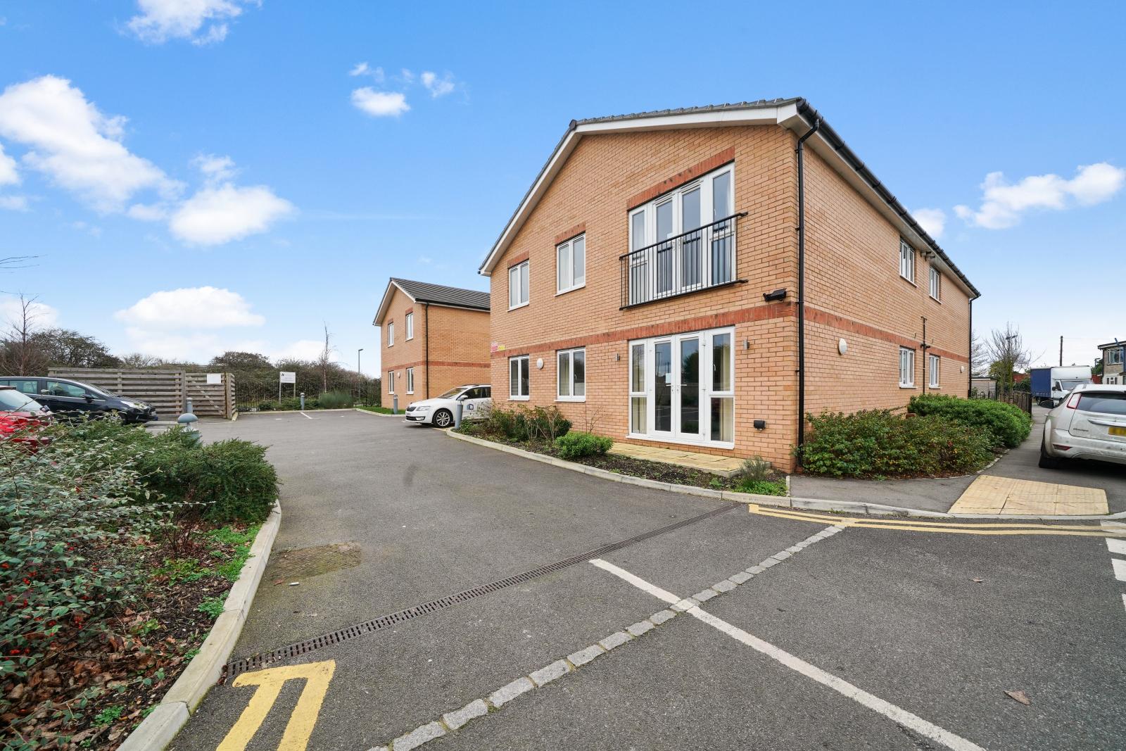 Heathrow Living 2BDR 2BA Apt by 360 Stays - Apt 124