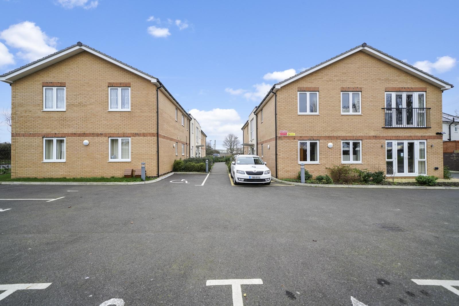 Heathrow Living 2BDR 2BA Apt by 360 Stays - Apt 036