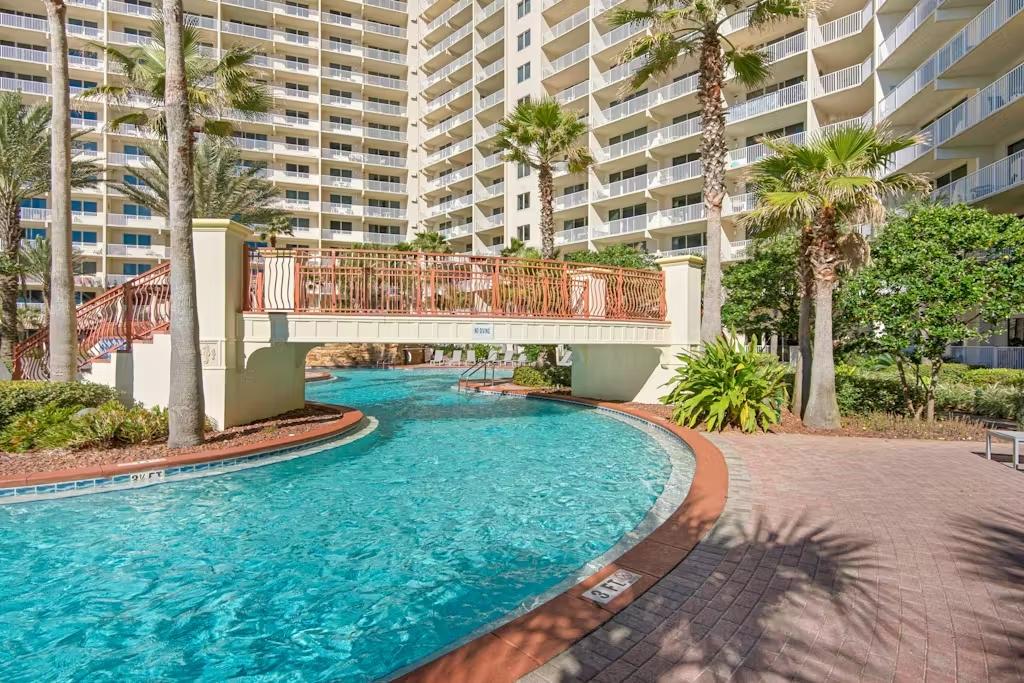One Bedroom Condo in Shores of Panama6