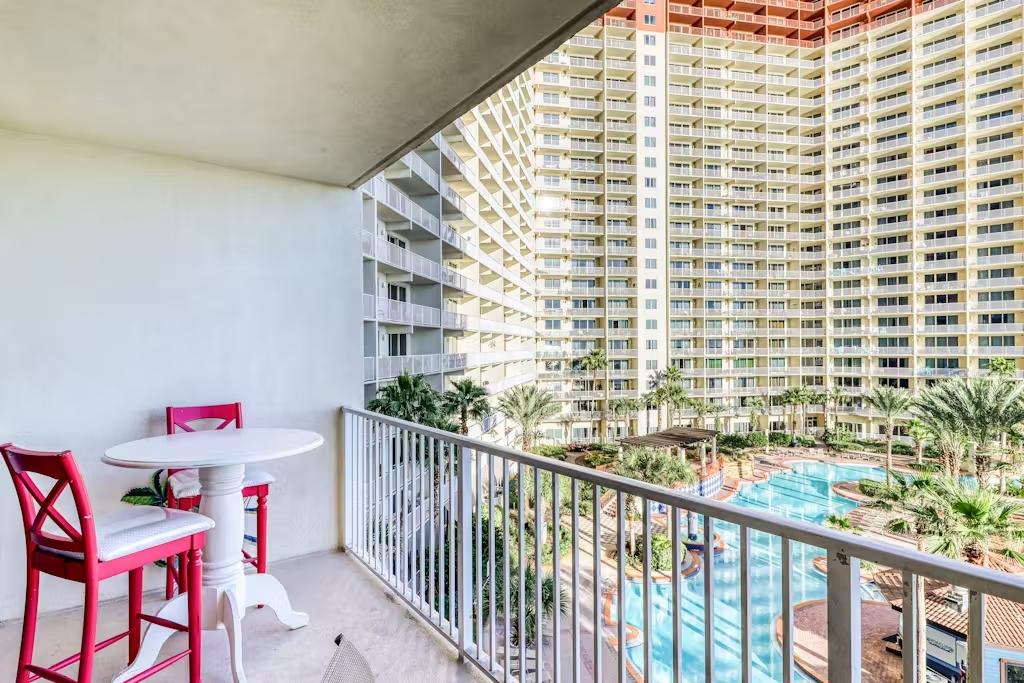 Two Bedroom Condo in Shores of Panama4