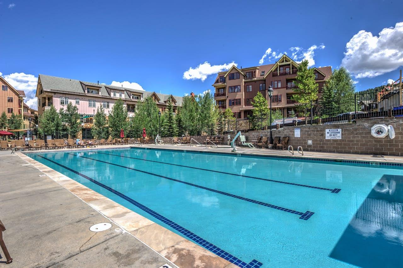 One Bedroom Condo in Main Street Sation