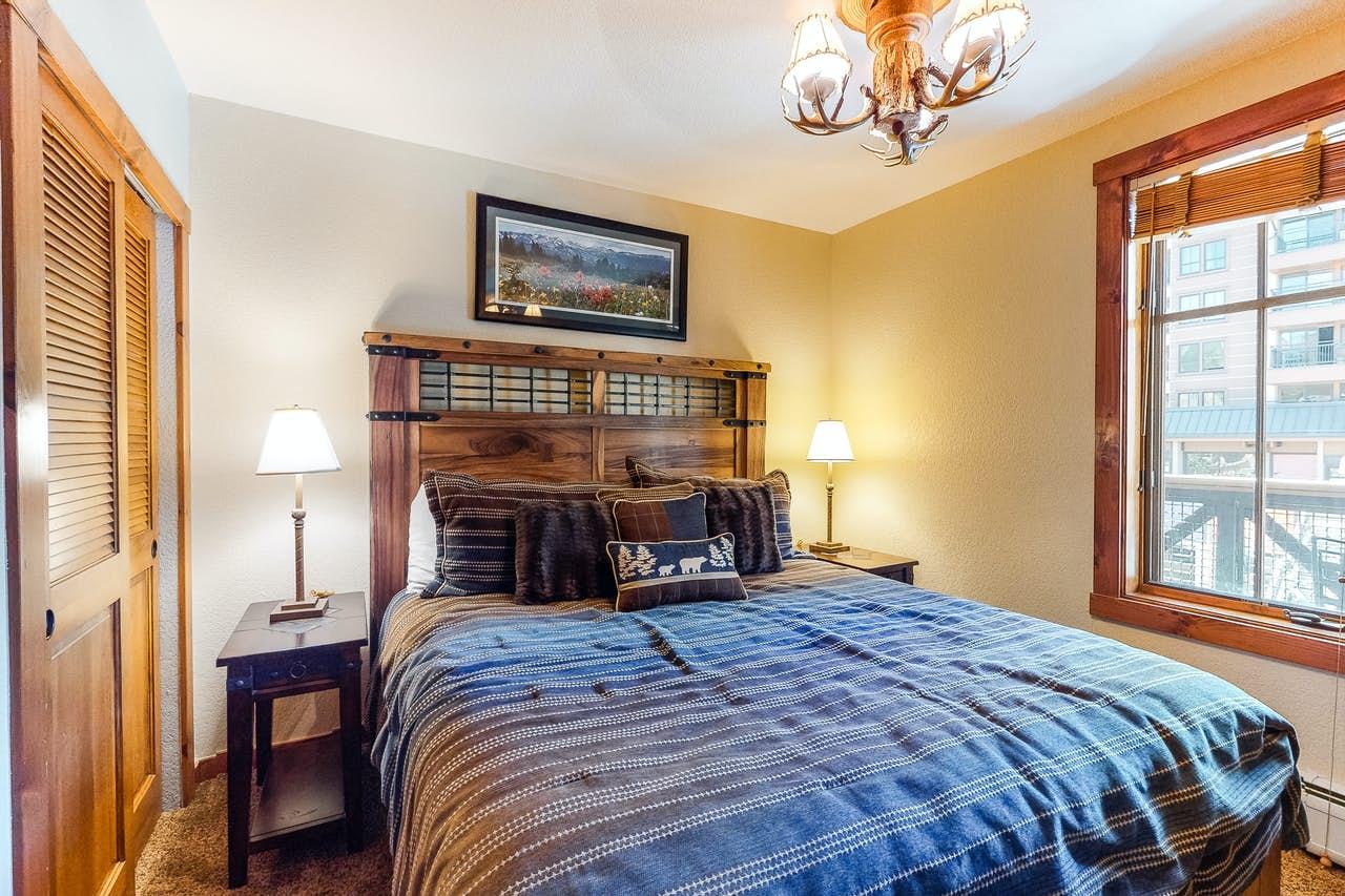One Bedroom Condo in Main Street Sation2