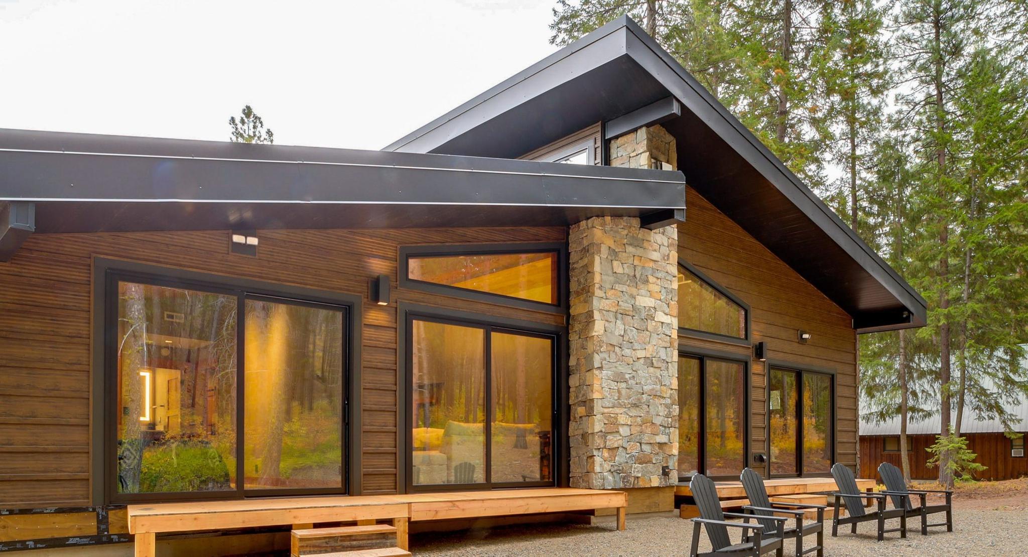 Luxe Mazama Home w/ Sauna & Hot Tub1