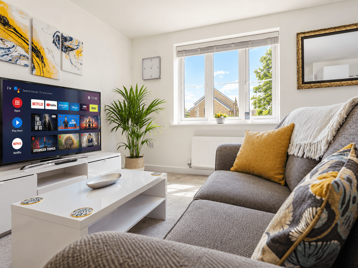 Central 2BR Flat | 2 x Parking, Quiet, Modern Stay
