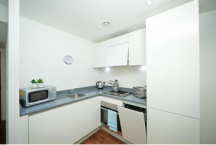 Luxury Apartment in the heart of B'Ham City Centre1