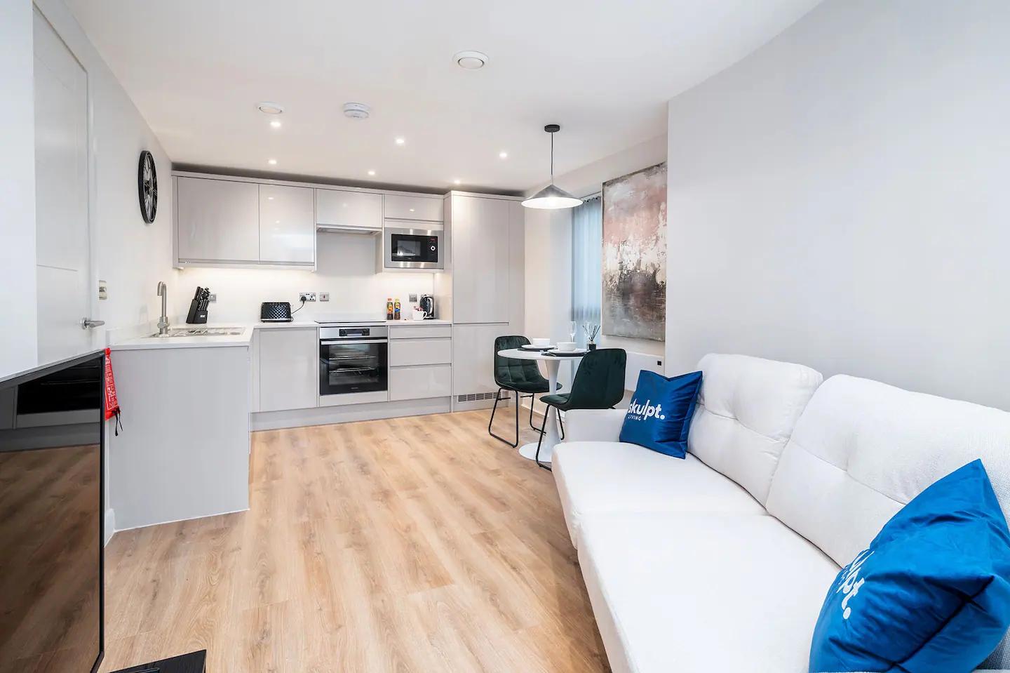 1-Bed City Centre Apartment in Leeds | Canova1