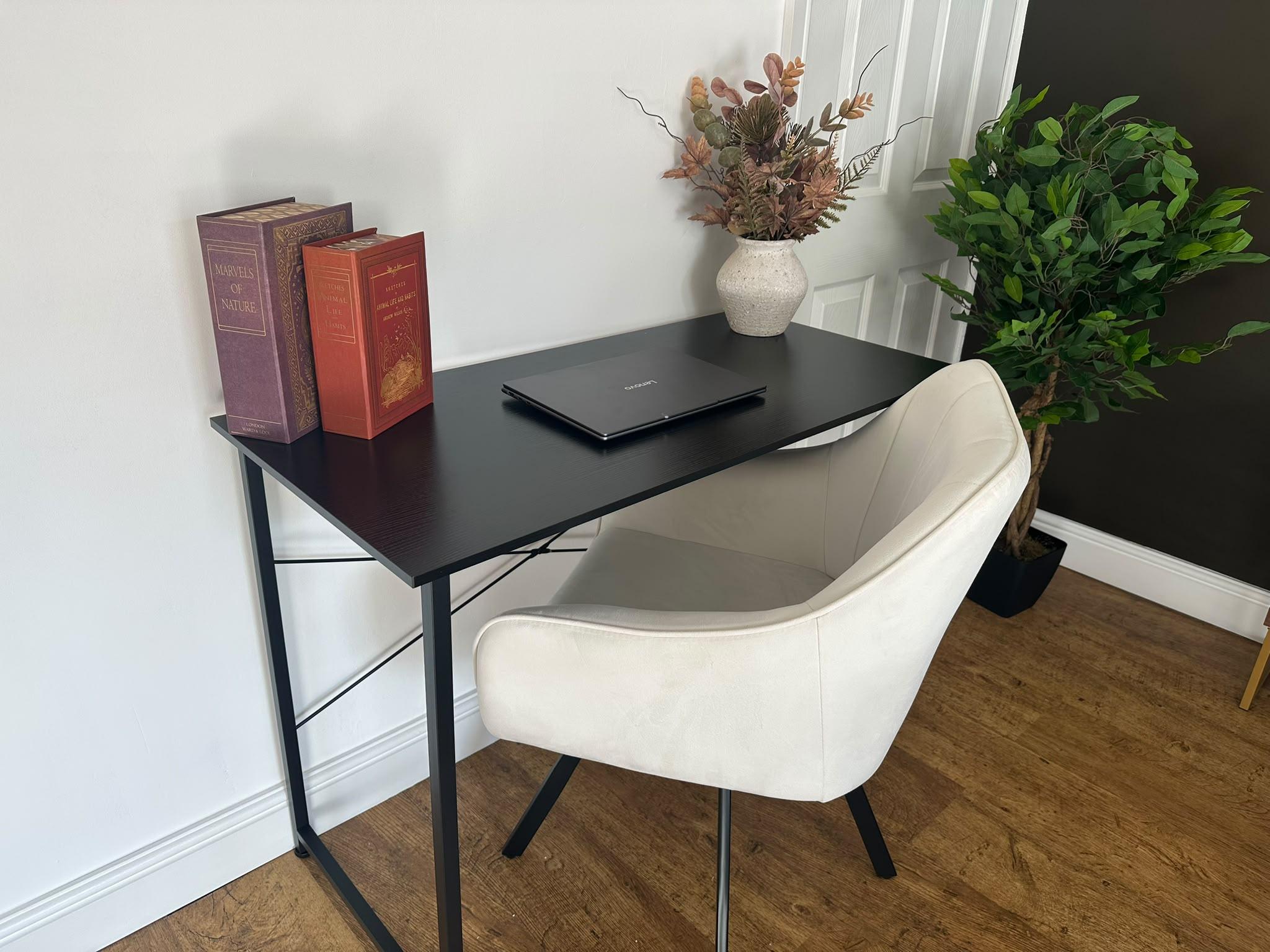 Cosy 2-Bedroom Home in Mansfield | Private Patio &6