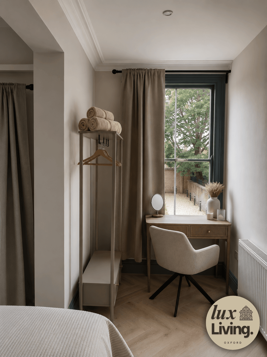 Lux Living - Central Oxford -Iffley Residence No 24