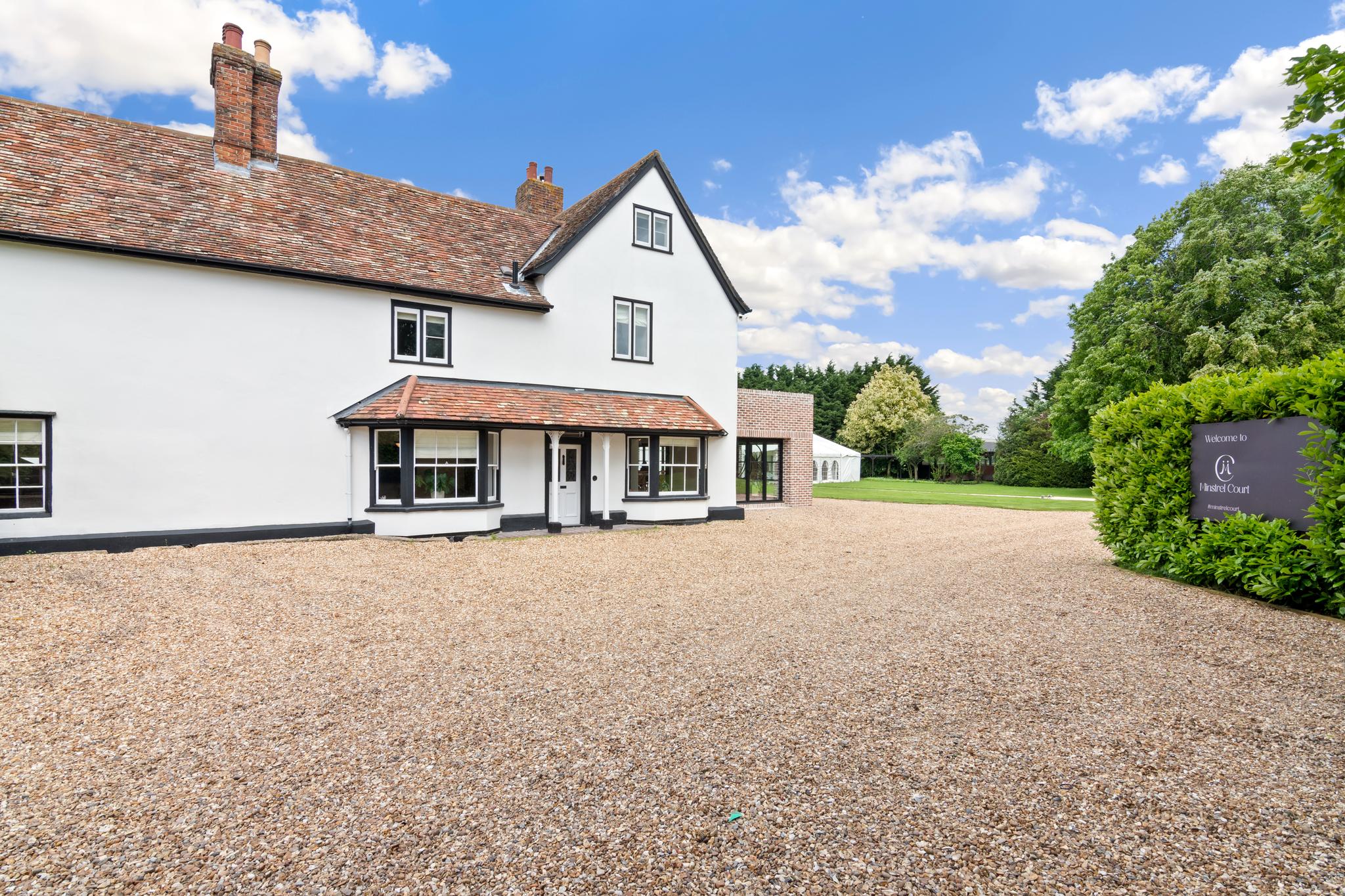 The Manor at Minstrel Court6