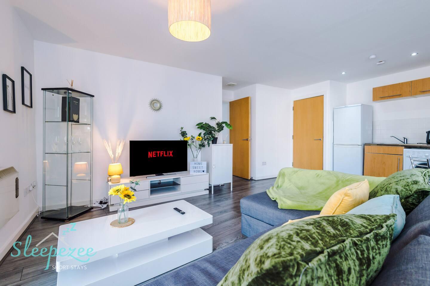 Budget Friendly Apartment with Twin Beds2