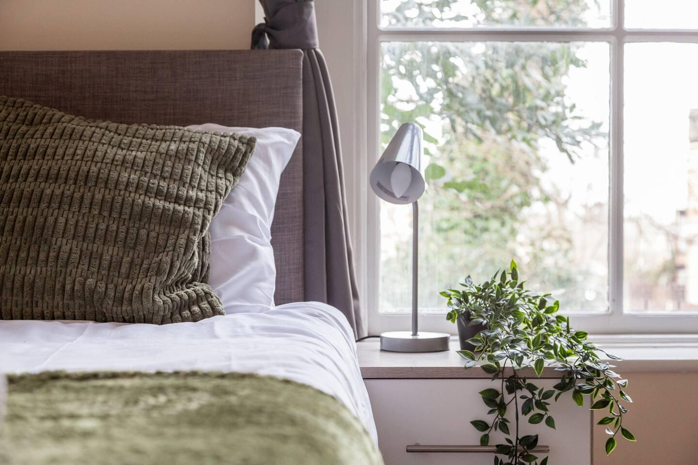 Contractors Pad |Free Parking |Fast WiFi |25% Off5