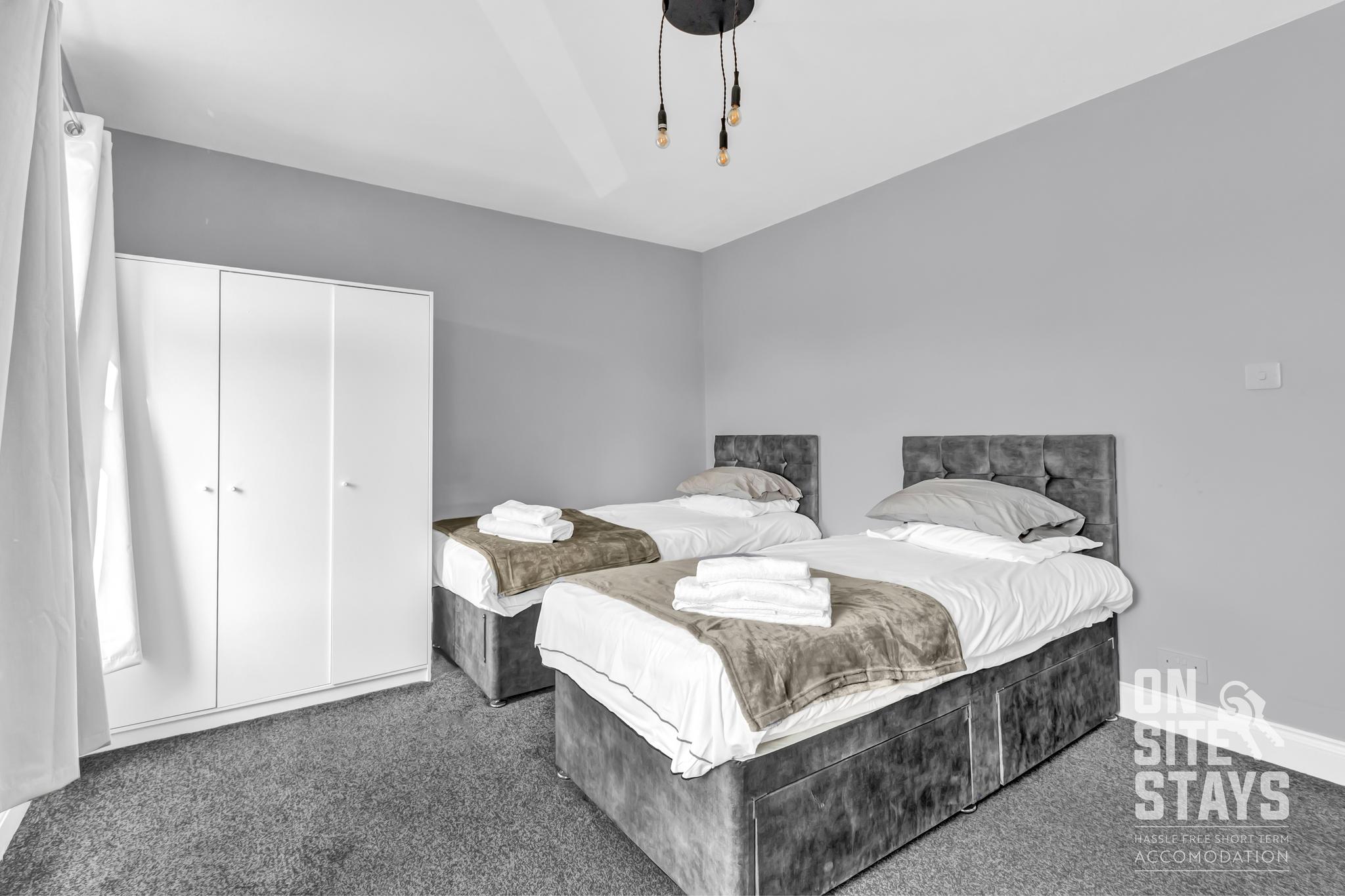 Spacious 3-Bed House | Bexleyheath | Garden6
