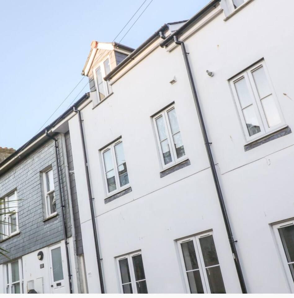 Falmouth Retreat - family stays3