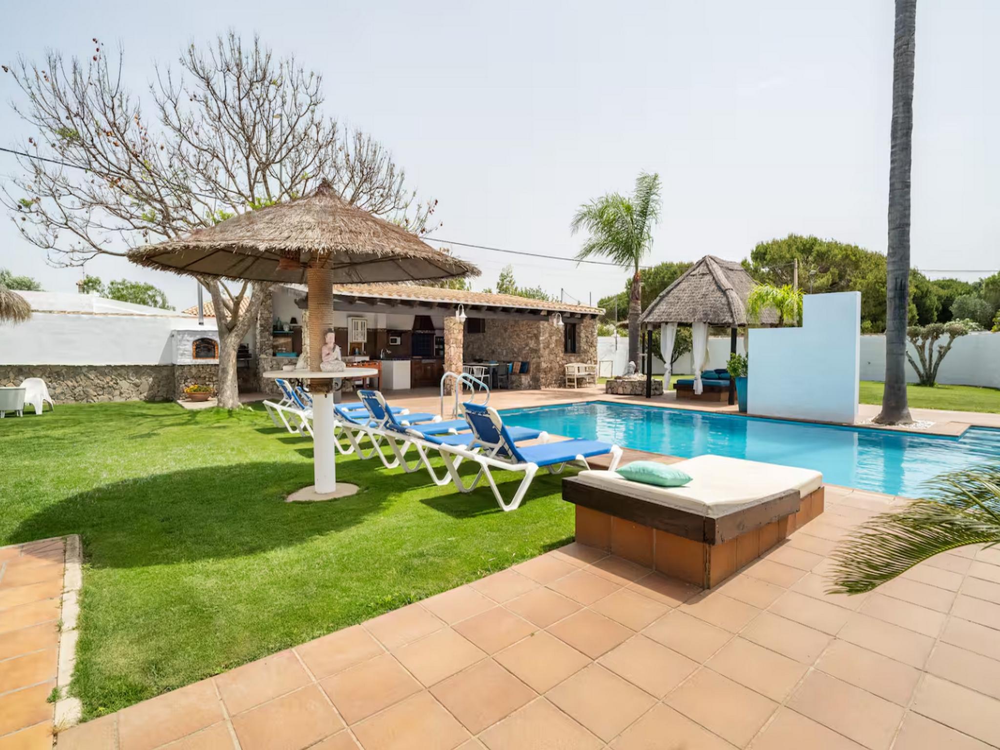 Spectacular villa with spacious outdoor area4