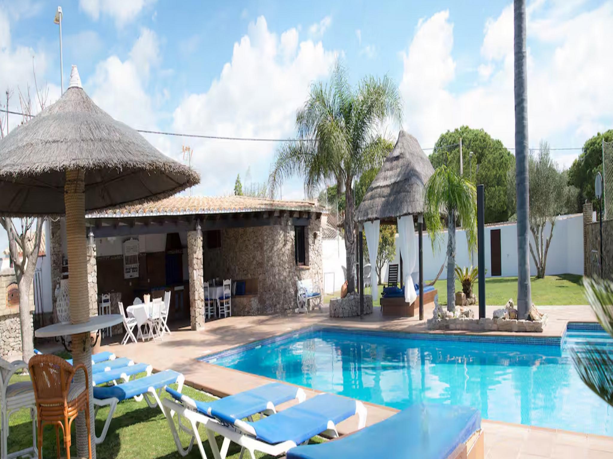 Spectacular villa with spacious outdoor area6
