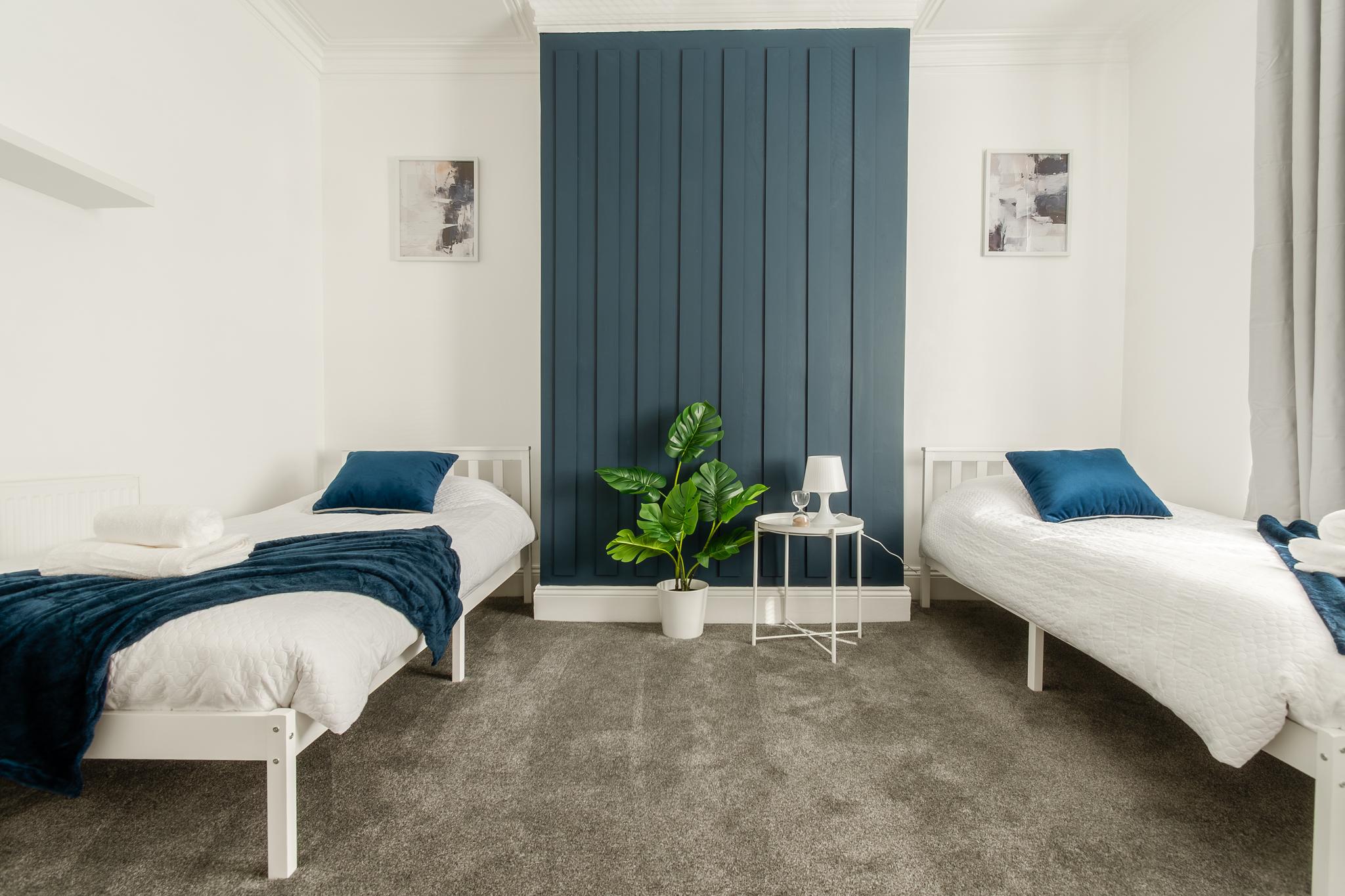 SPACIOUS 3BR FLAT- PARKING-WIFI-NEAR METRO CENTRE4