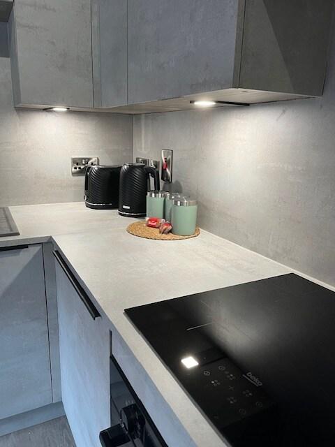 Urban Industrial Loft 1 *Private Parking*4