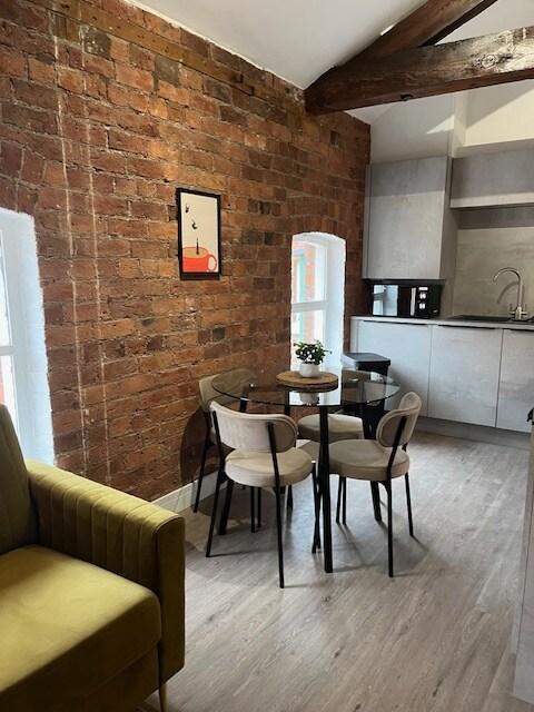 Urban Industrial Loft 1 *Private Parking*6
