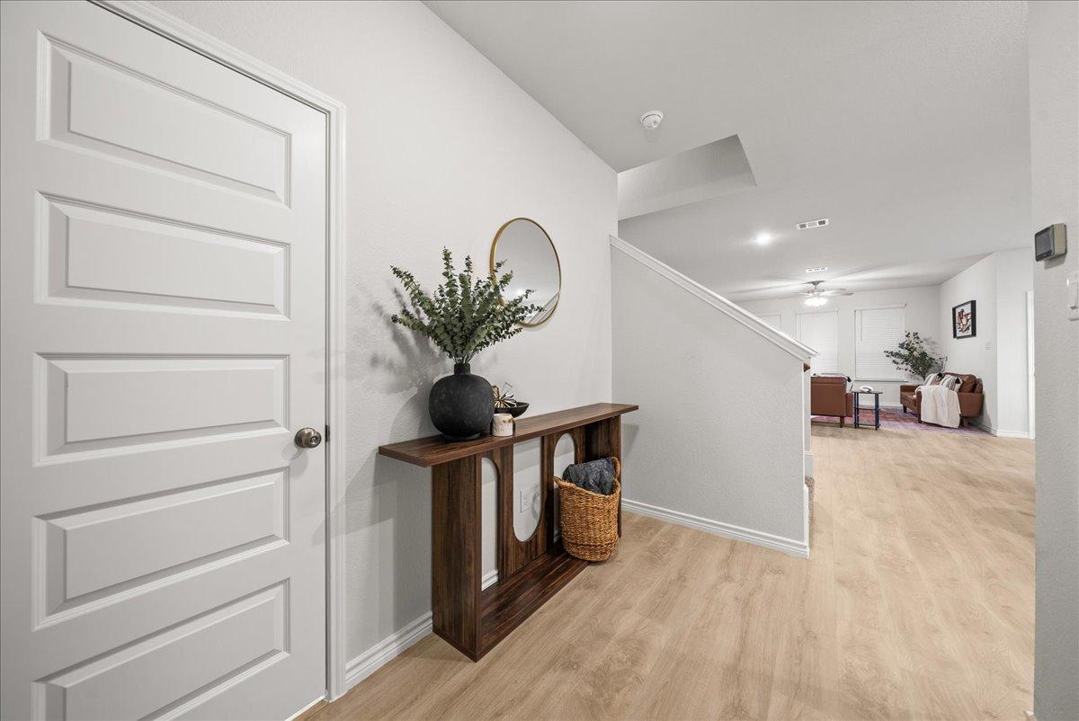 Luxurious 4 Bed Duplex in Denton TX Near UNT & TWU3