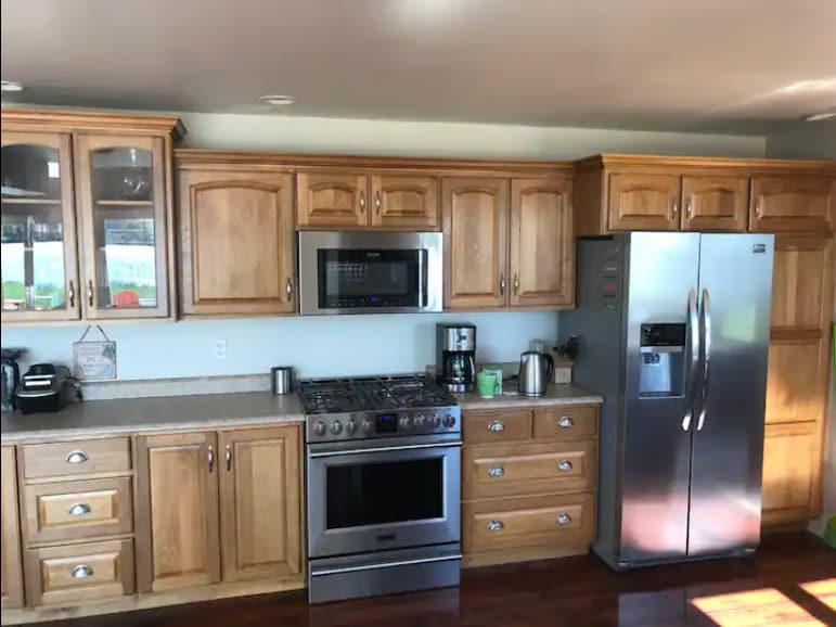 Luxury Lakefront Stay | Hot Tub + Firepit4