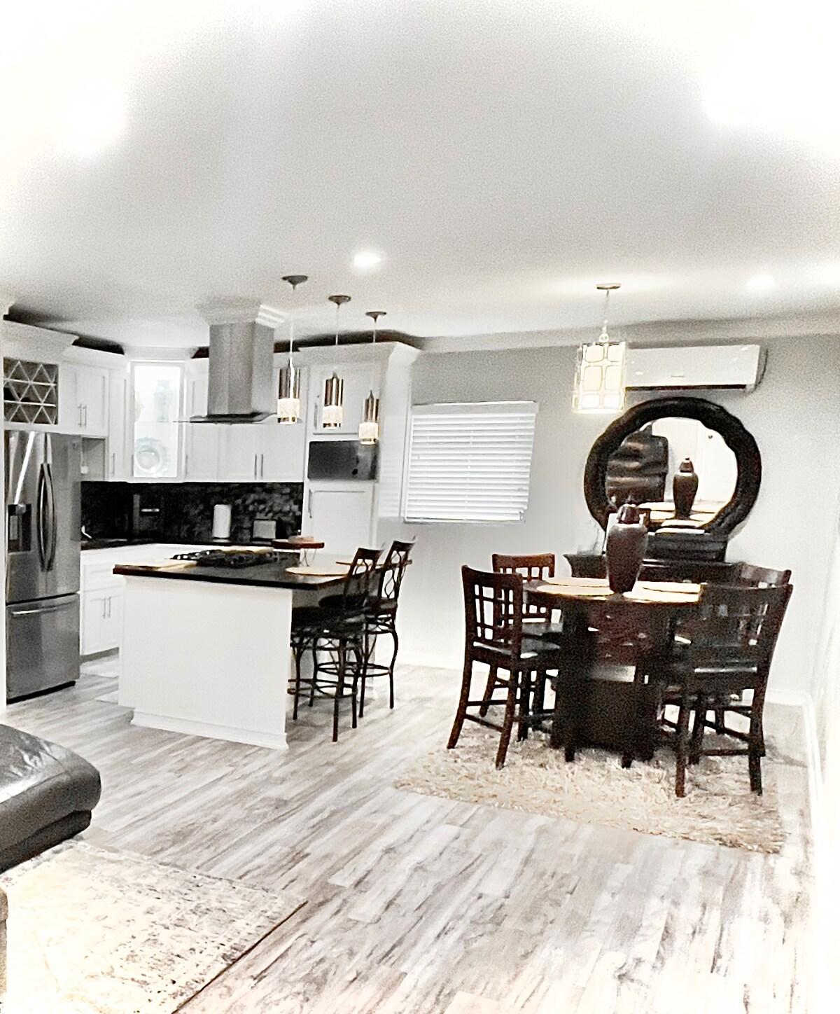 Luxury Nassau Condo | Near Beach, Bars & Dining6