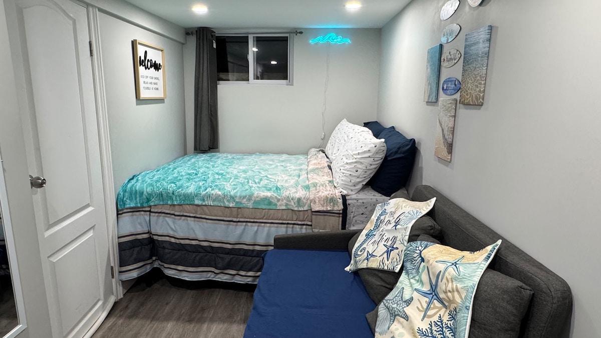 Bright Coastal Suite | Near Bluffs & Queen St. E2