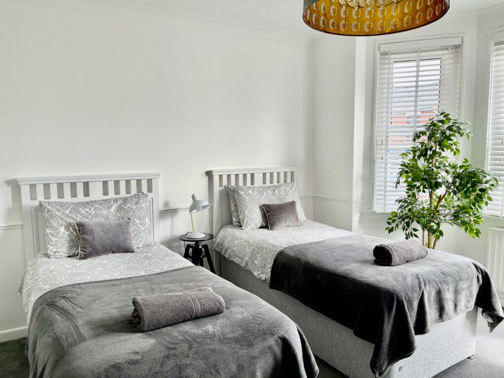 Large, Bright Character Apt with Balcony/Terrace5