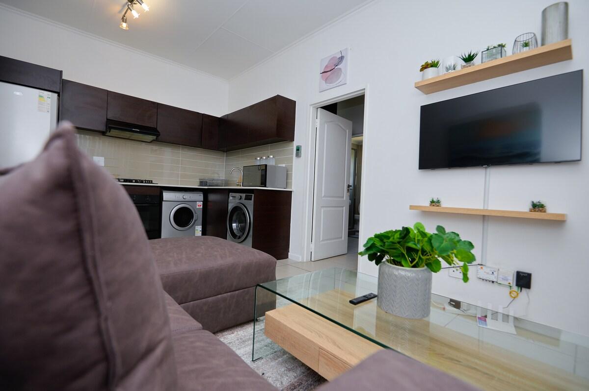 Sam's Apartments & Services-GR5 Unique 1 Bedroom6